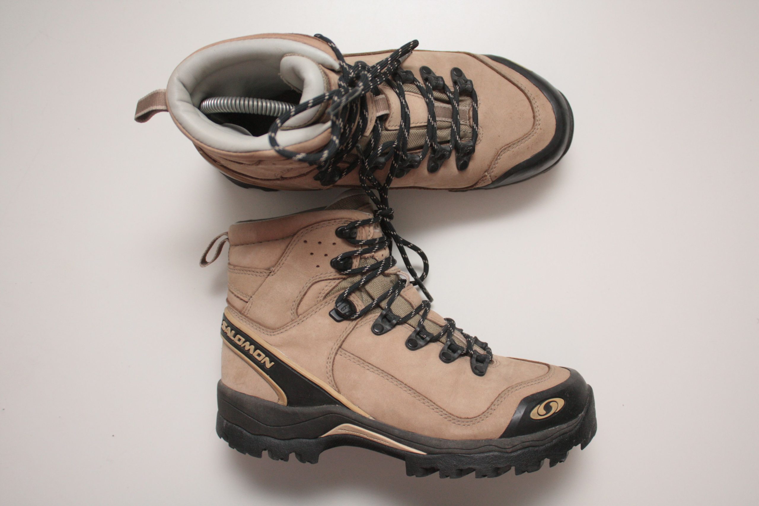 Salomon 873363 Vintage Beige Hiking Boots Us6.5 in Beige/Black, Women's