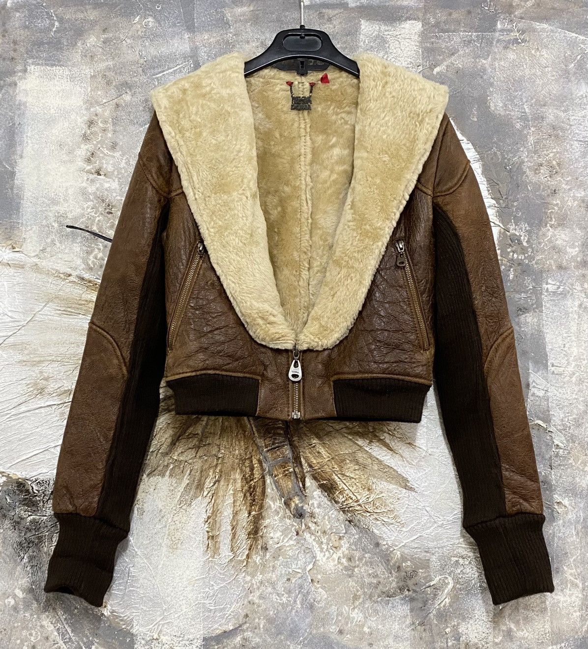 Sheepskin Coat Doma Sheepskin Shearling Cropped Jacket in Brown Leather, Women's (Size Small)