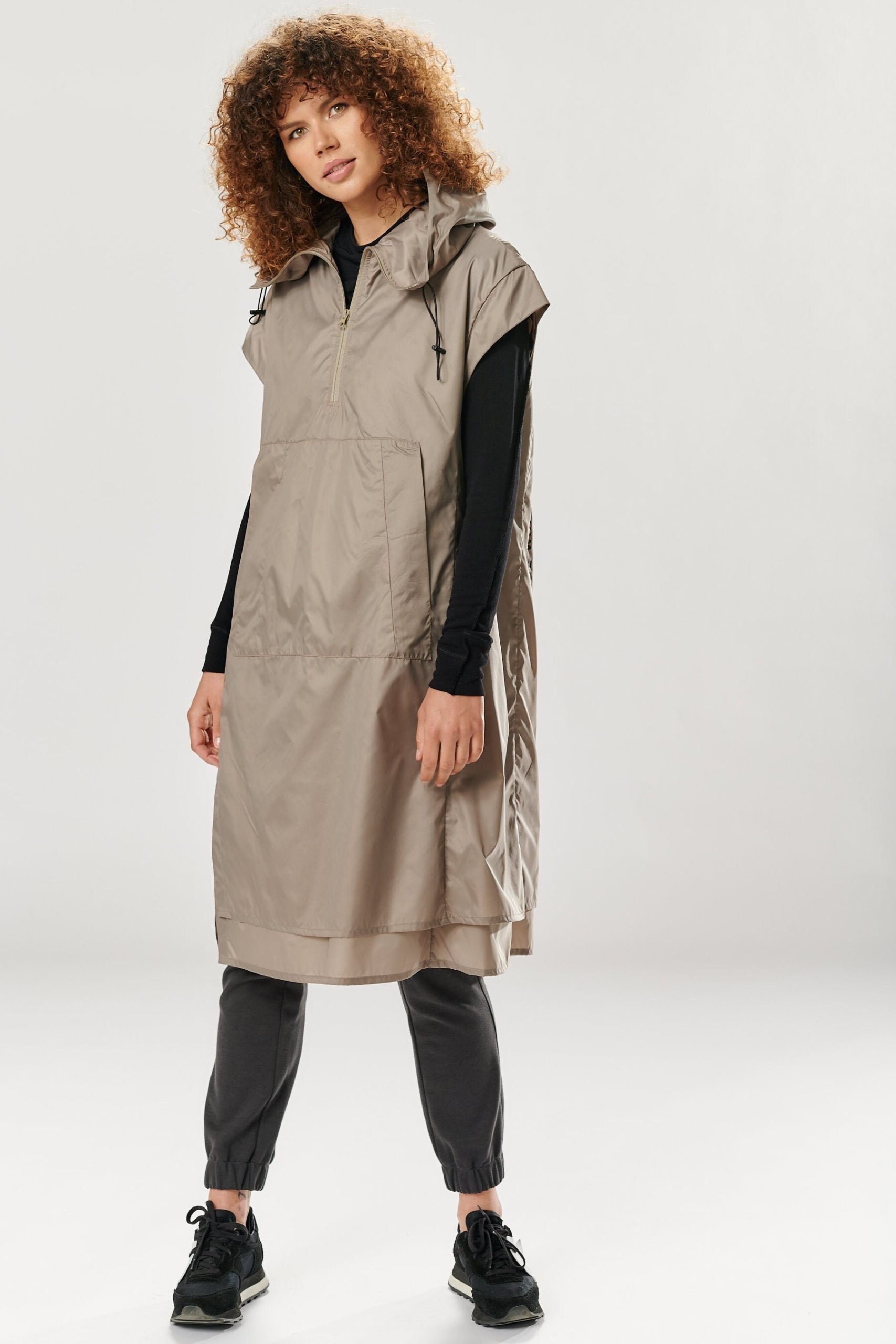 Short Sleeved Anorak/Light Hooded Jacket Double Layered Top Long Cappuccino Colour Aryasense Jssa21Cpn