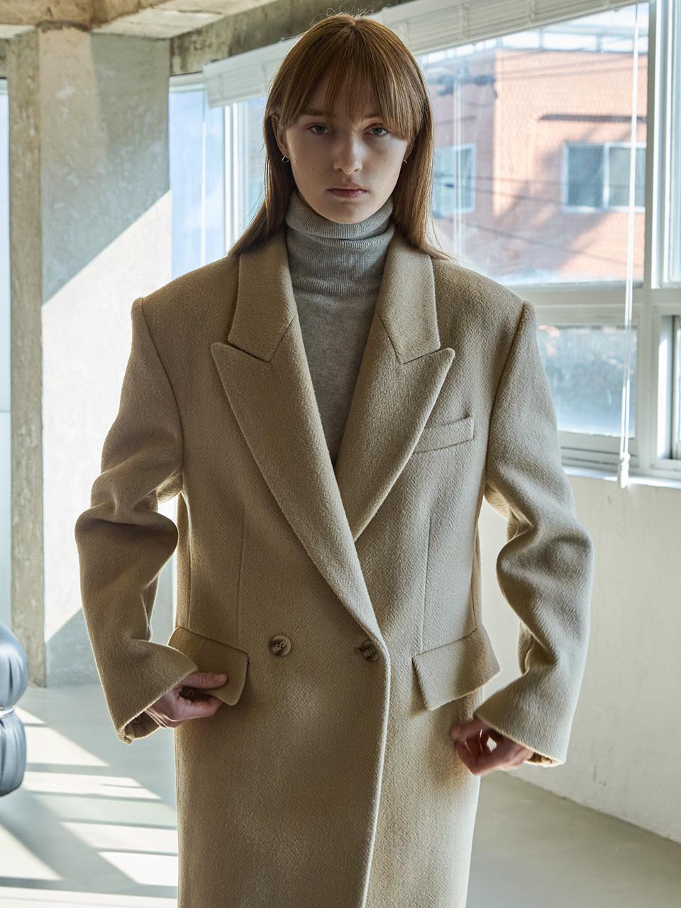 Silk Blend Herringbone Overfit Double-Breasted Coat [Beige]