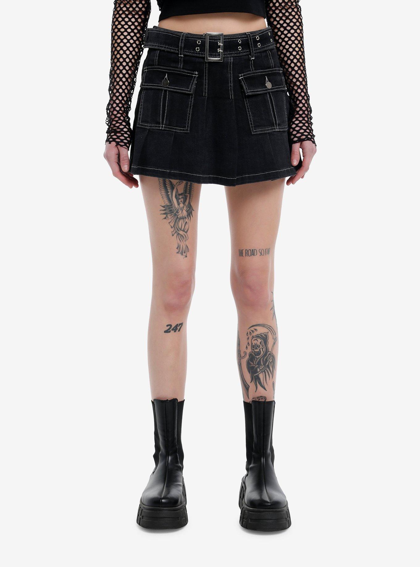 Social Collision Grommet Belt Pleated Denim Skirt