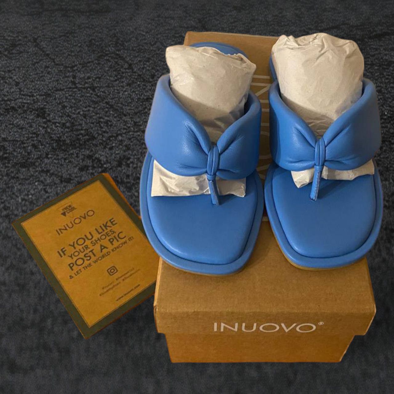 Stylish Inuovo Leather Flip-Flops - Size 36 - Summer Shoes in Blue, Women's