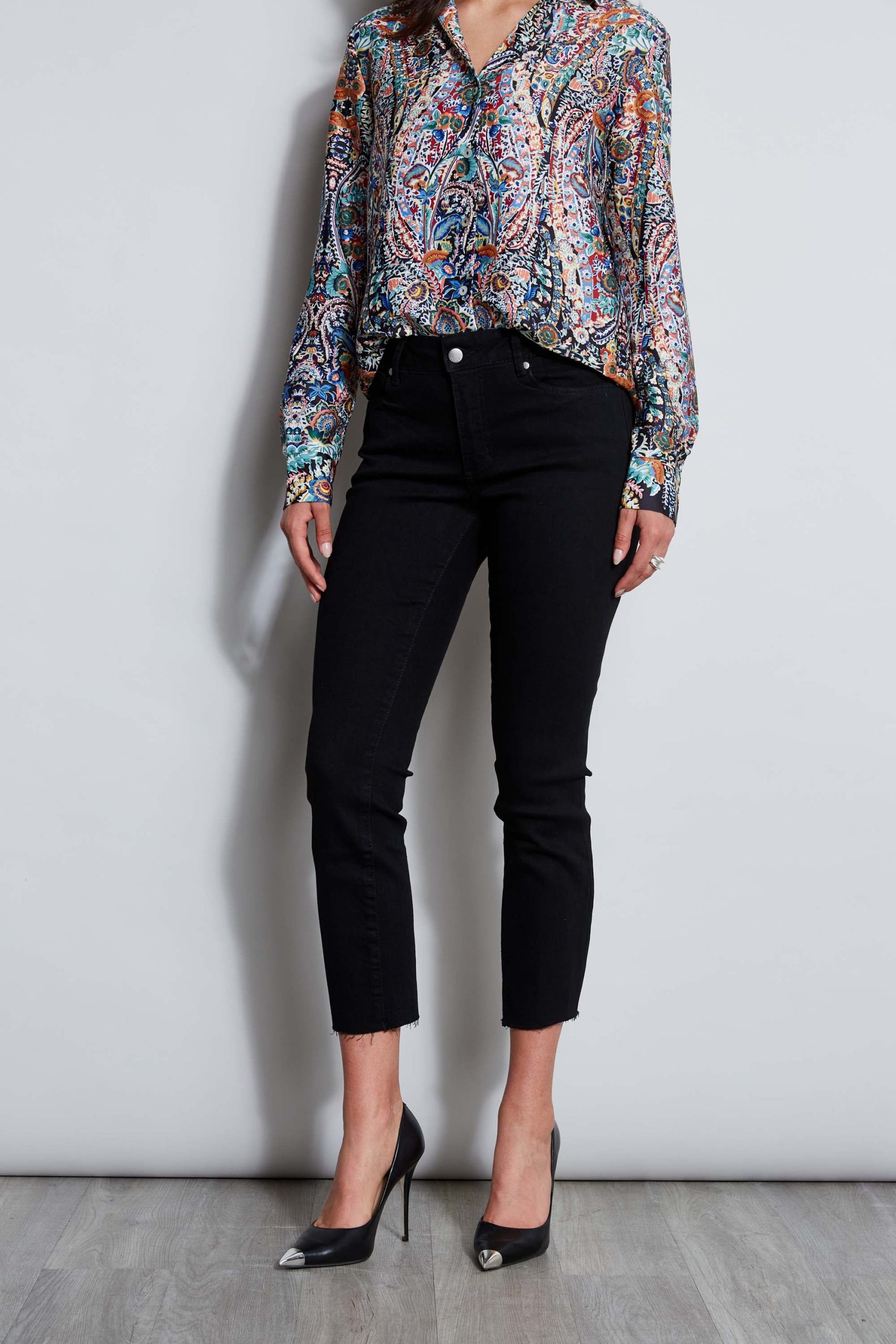 Tahari 28" Mid Rise Skinny Jeans