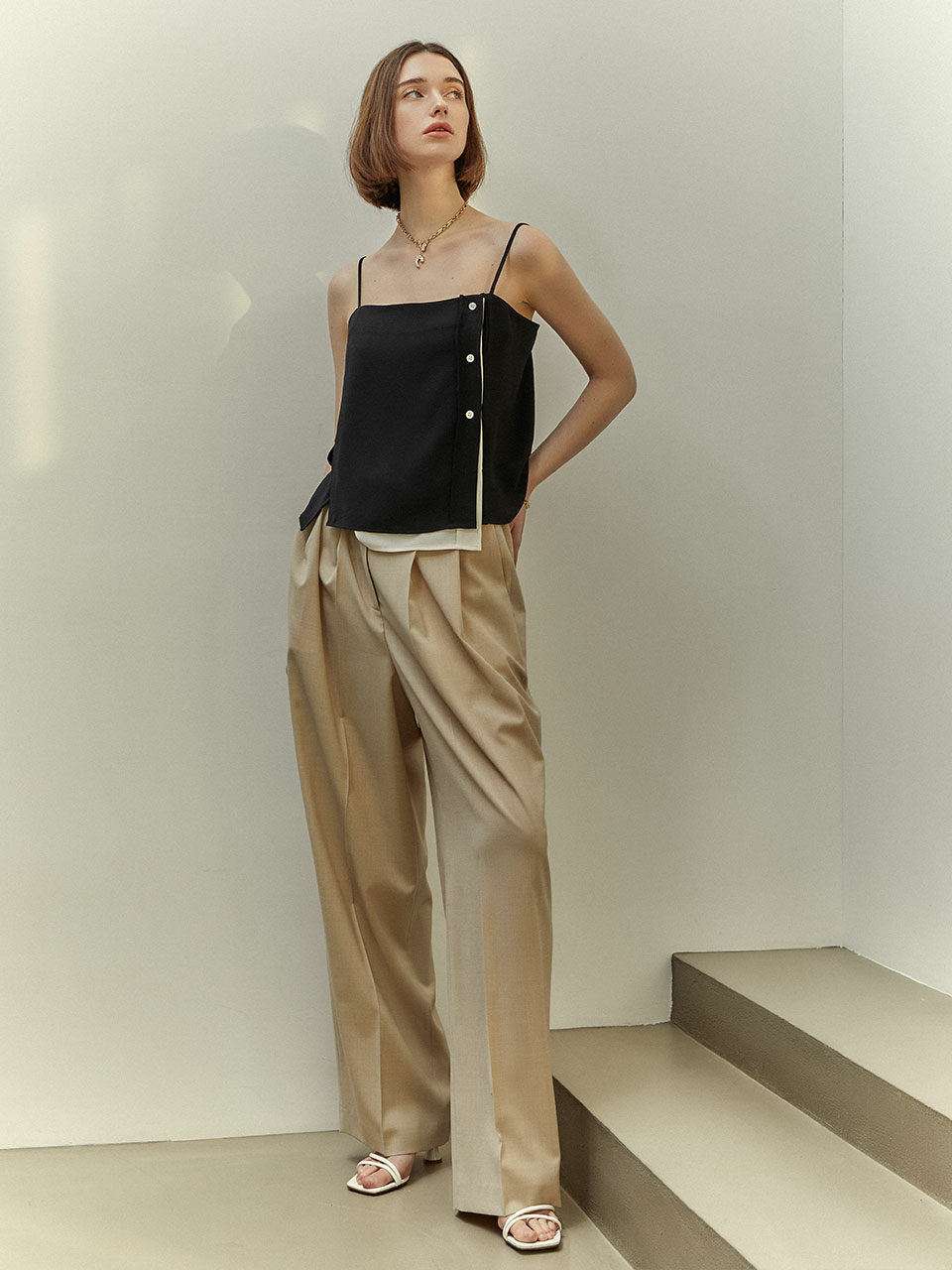 Tailored Baggy Tuck Wide Pants (Beige)