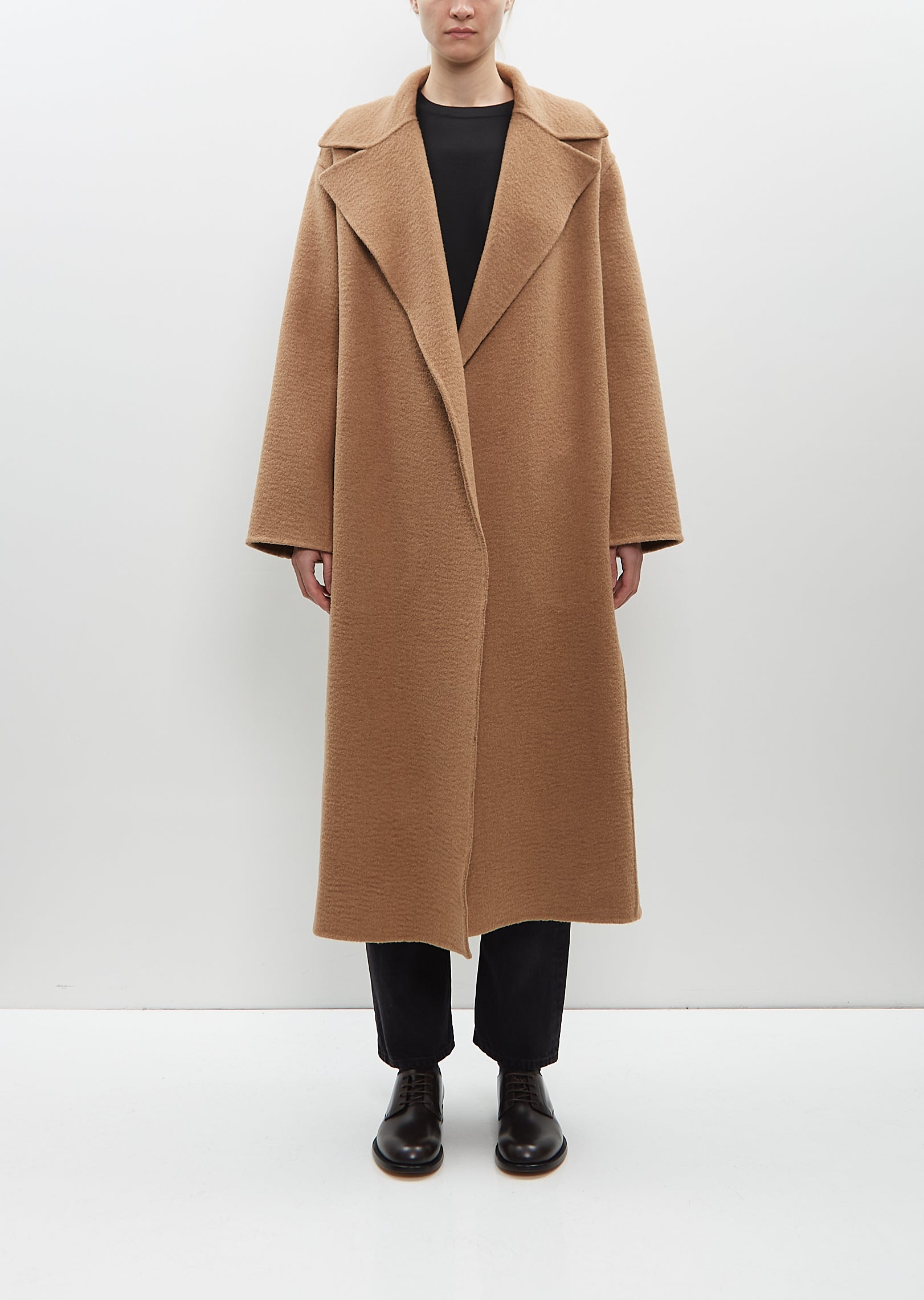 The Row Malika Coat Camel Size: 4