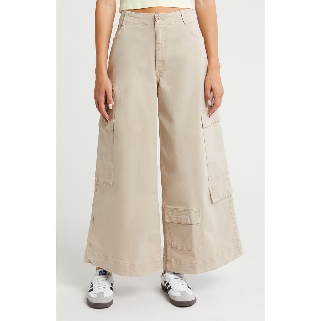 Topshop Oversize Skate Cargo Trousers in Stone at Nordstrom Rack, Size 6 Us (Fits Like 2-4)