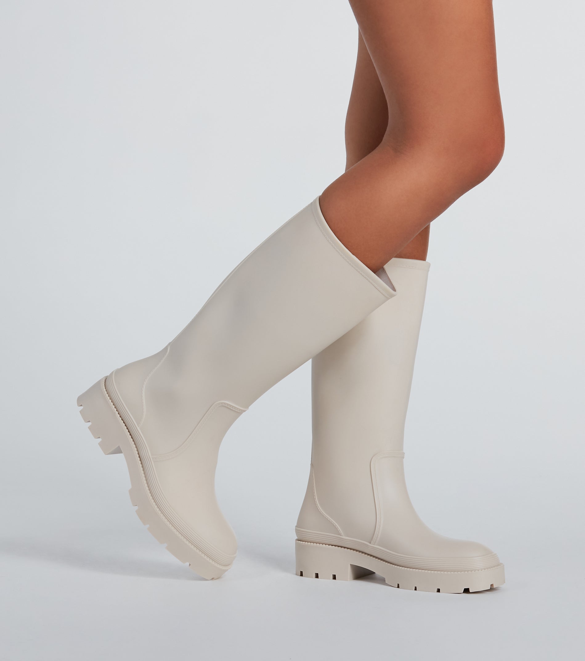 Trendy Statement Platform Under-The-Knee Boots