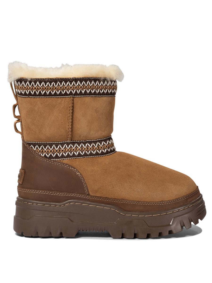 UGG "Mini Trailgazer" Ankle Boots