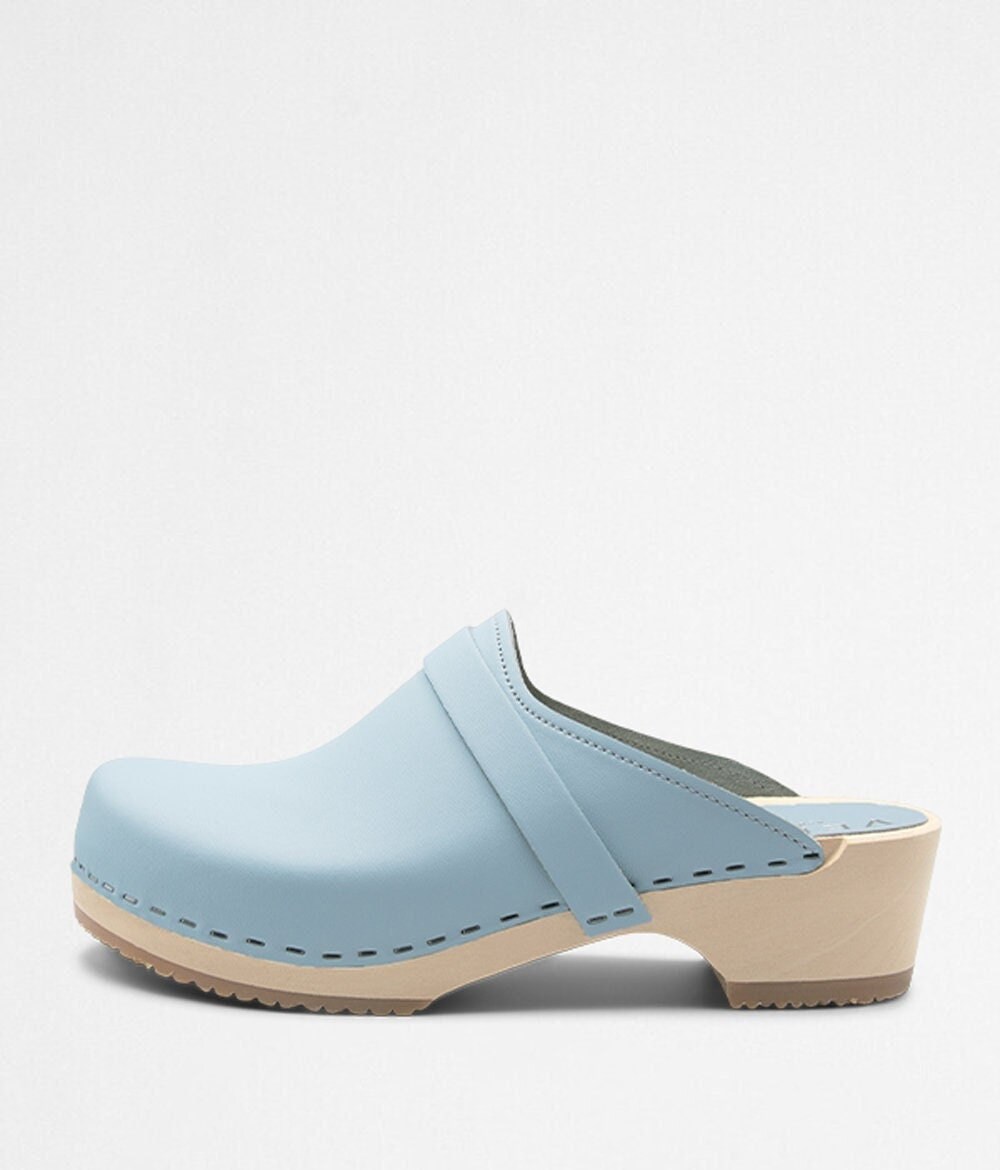 Verka Clogs | Swedish Wooden For Women Ledig Low Heel Shoes Leather True Blue