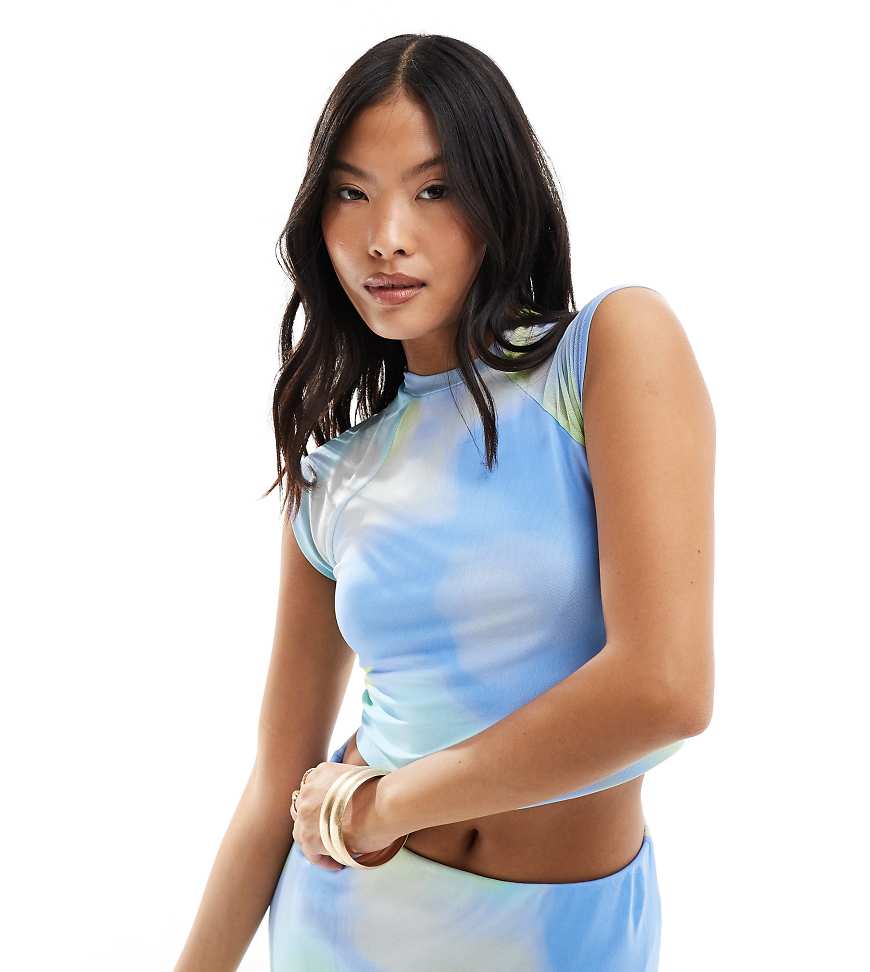 Vero Moda Petite mesh cropped top in pastel ombre print - part of a set-Multi