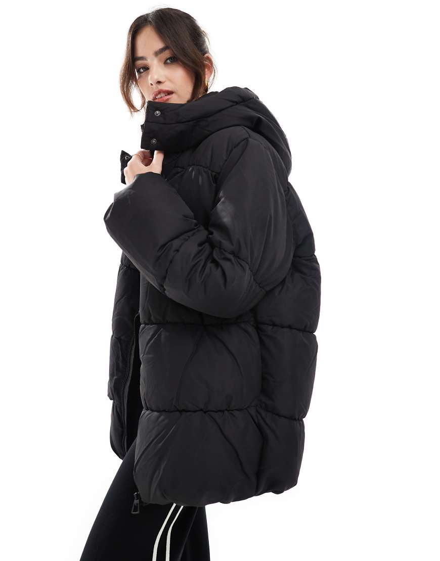 Vero Moda luxe oversized puffer coat in black