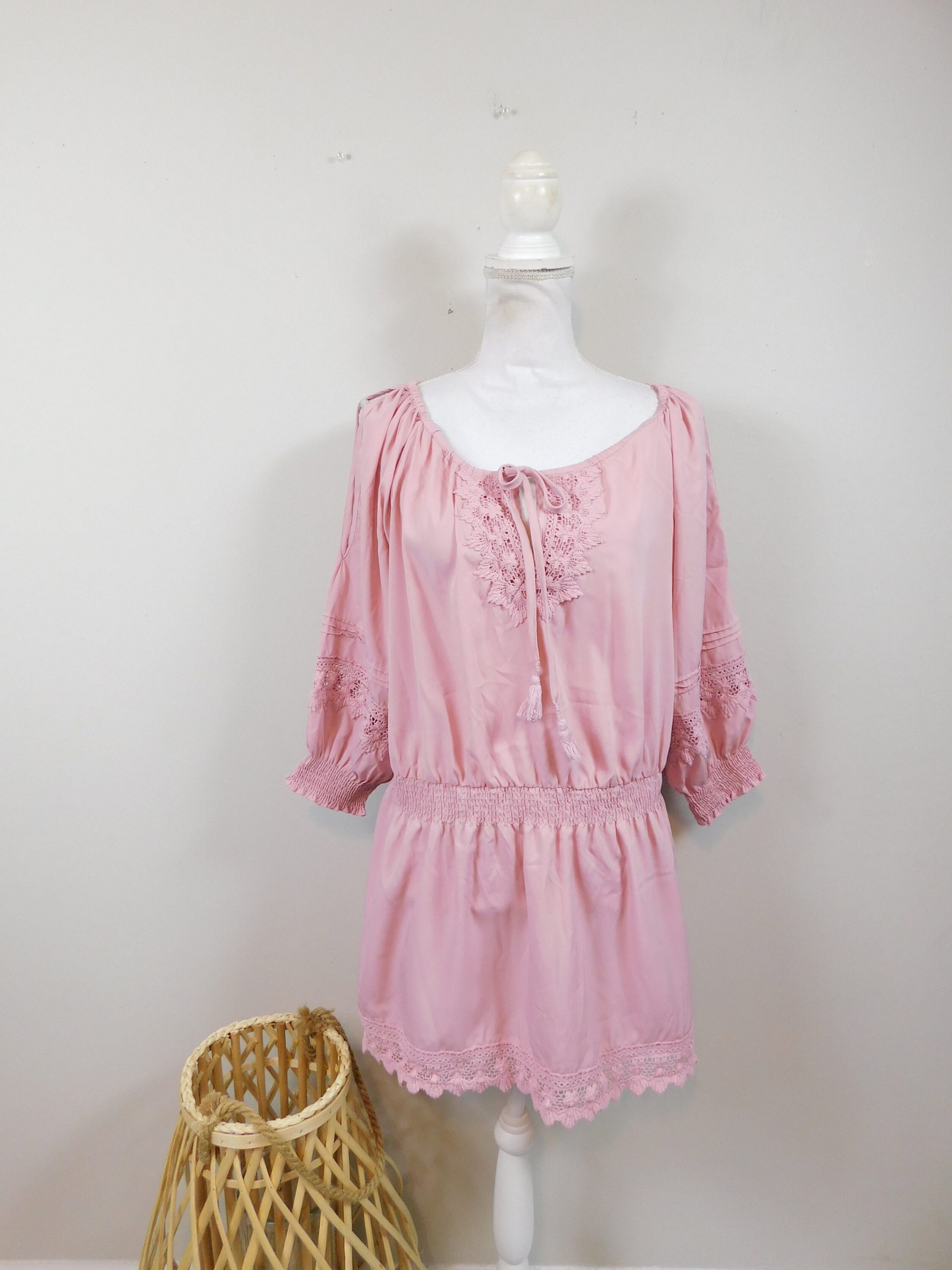 Vintage 1990S Light Pink Lace Crochet Embroidered Trim Keyhole Tie Elastic Waist Short Sleeve Mini Length Tunic Dress Top Sz Large