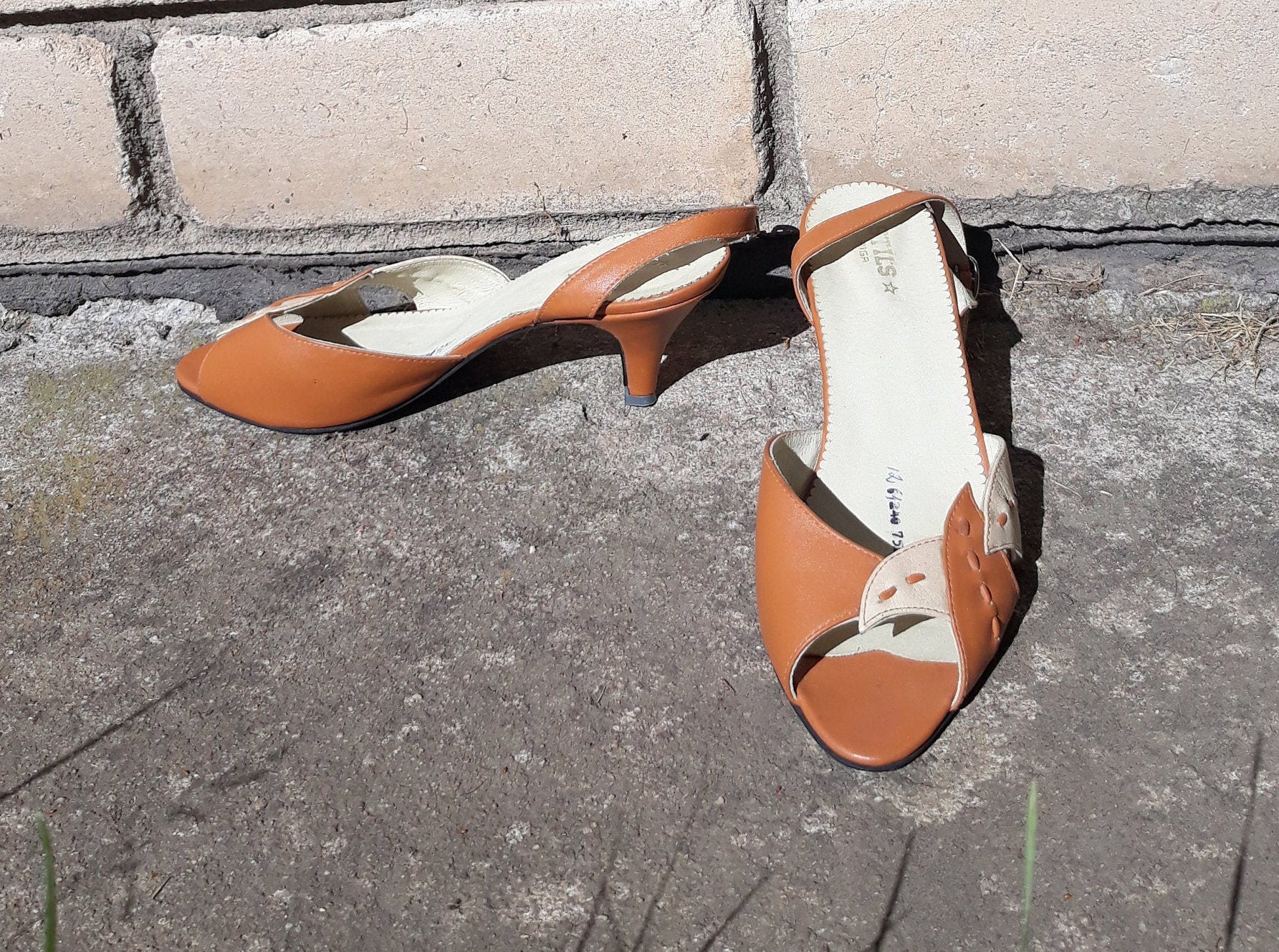 Vintage Brown Beige Leather Shoes 80S Sandals Heels Size Eu 38/Made in Latvia Women Accessories