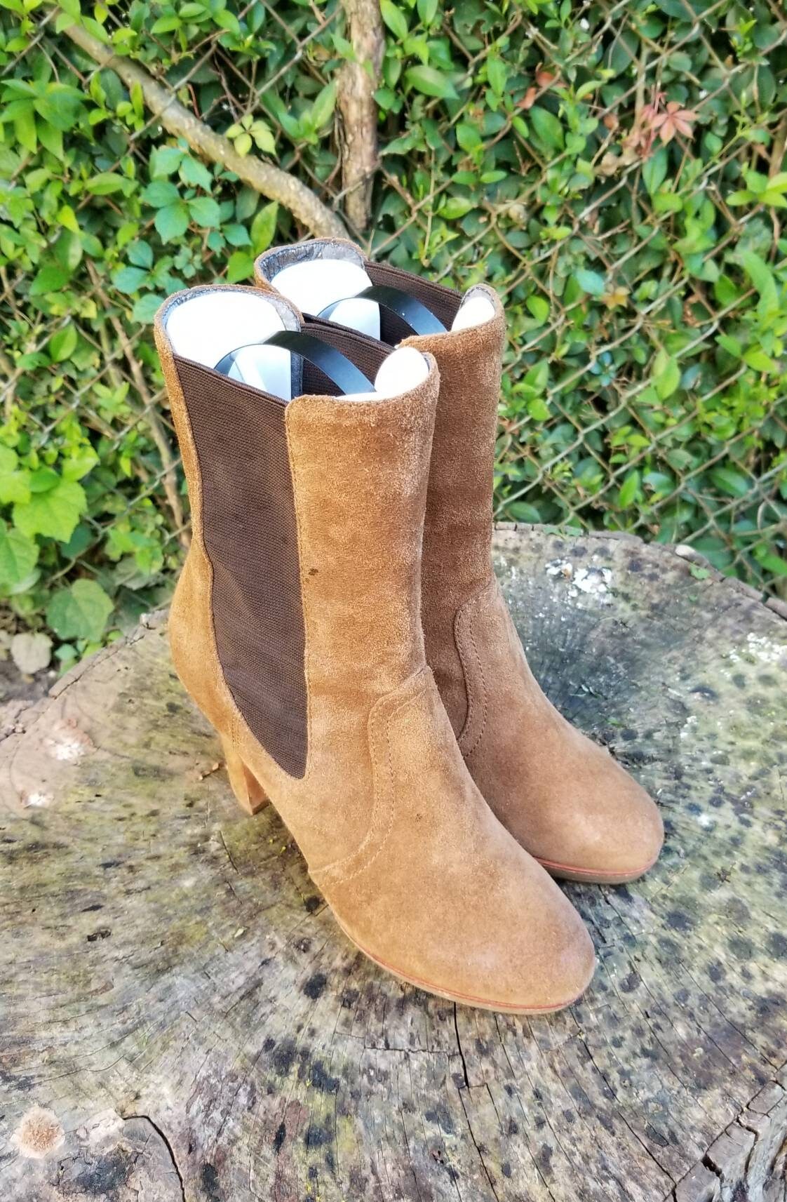 Vintage Chelsea Stretch Gore Chunky Platform Boots/ High Heel Mid Calf Suede Leather Booties Size 8.5M