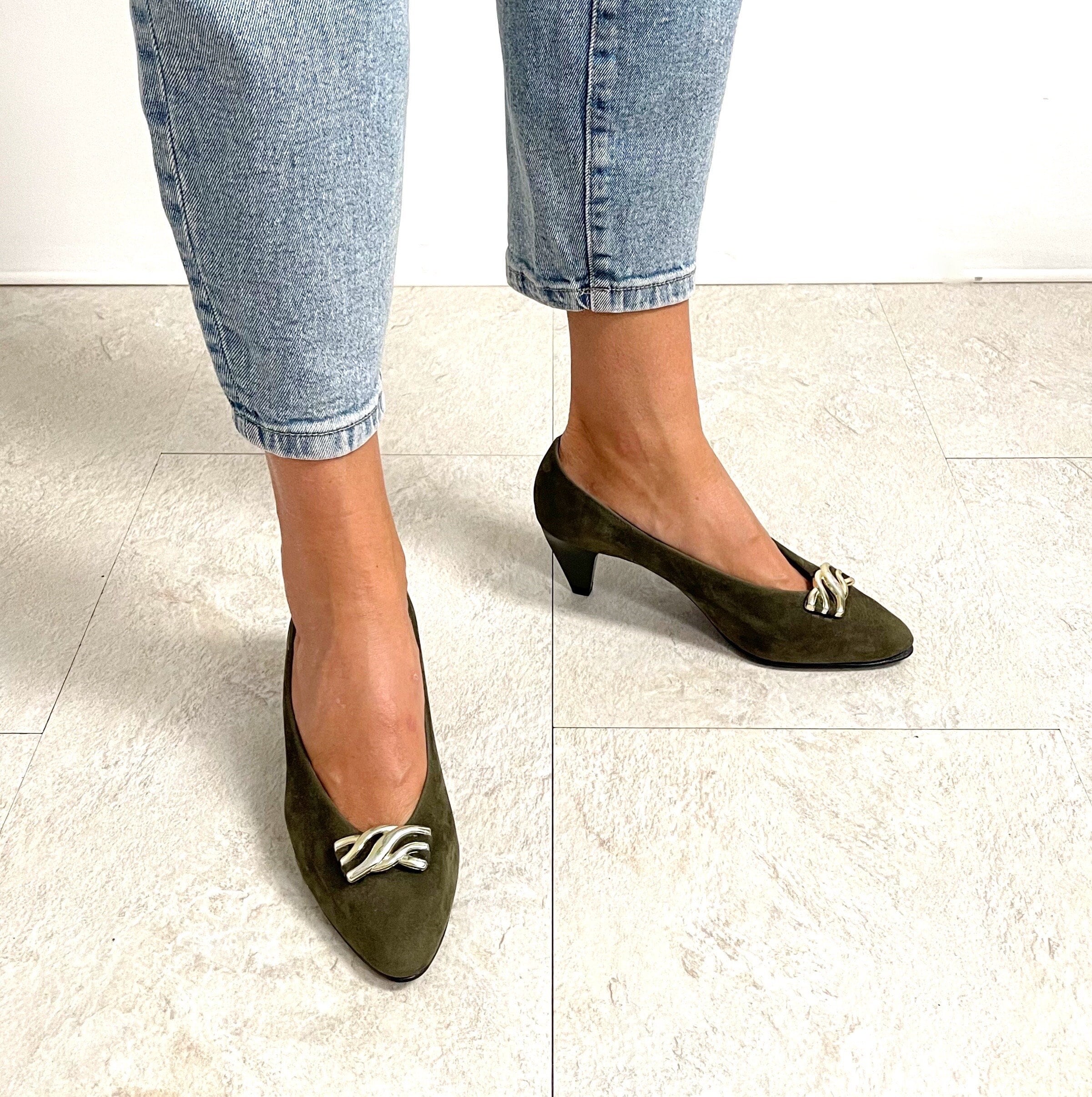 Vintage Khaki Green Suede Imitation Heel Shoes | Vegan Mid Court Pumps W Gold Detail Size 39/6Uk