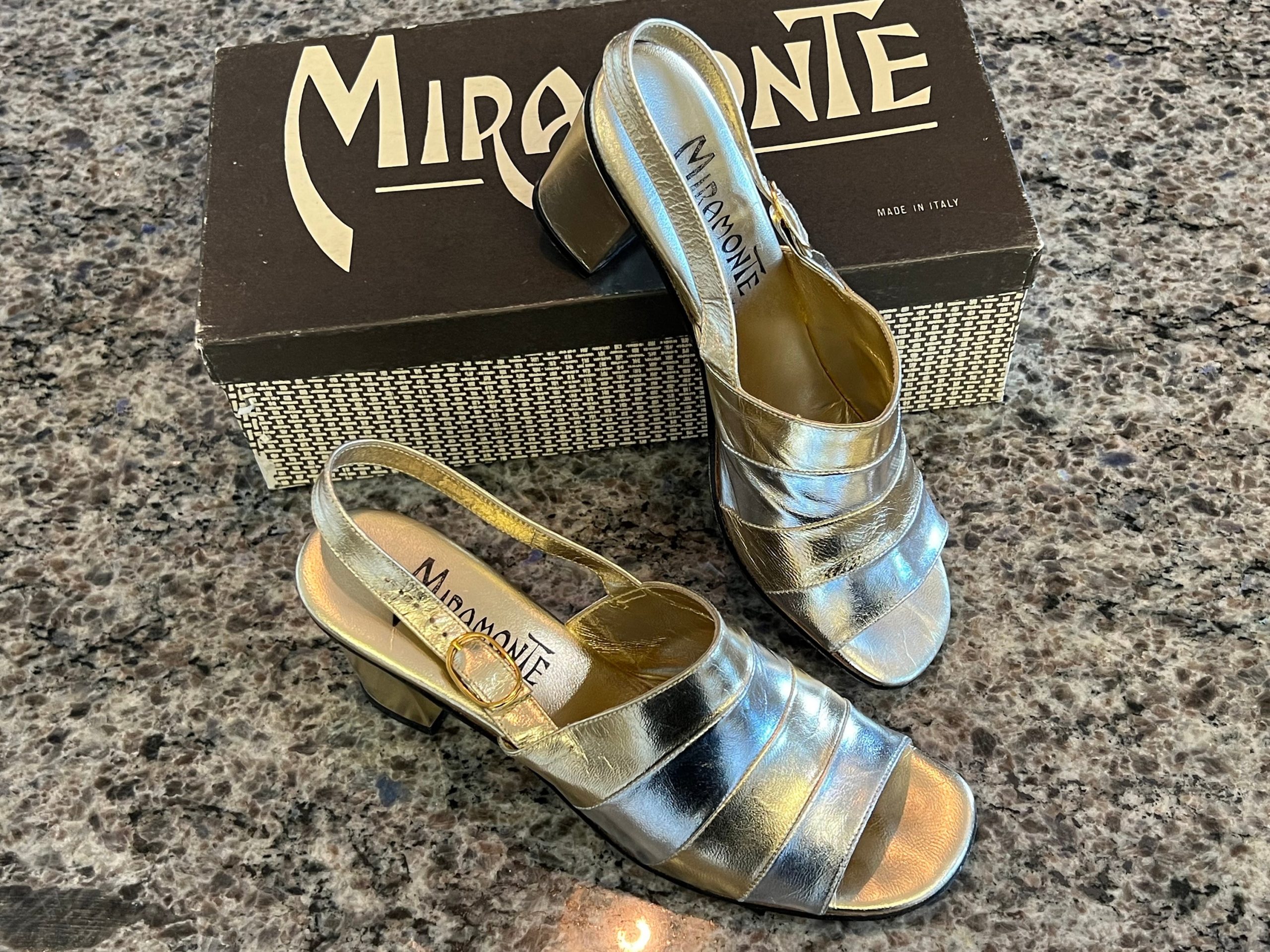 Vintage Miramonte Two Tone Silver & Gold Slingback Sandals & Original Box Size 7.5 N - Gold Retro Shoes, Shoes