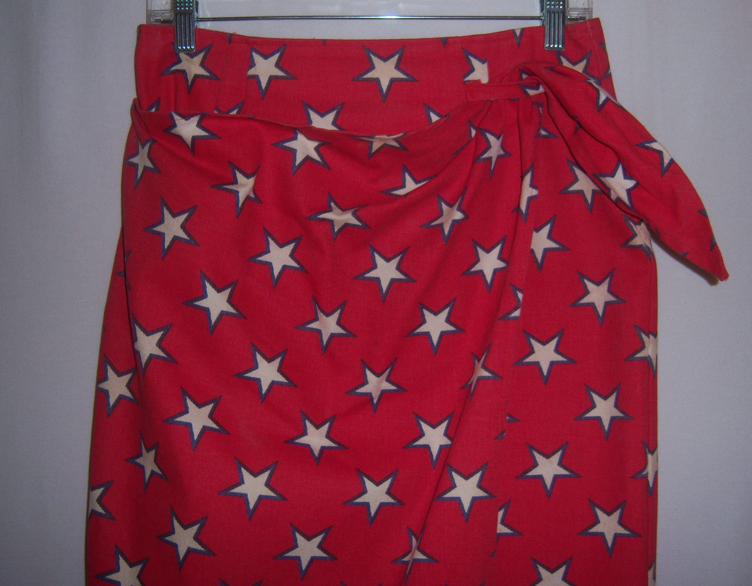 Vintage Roughrider Red Blue Stars Star Denim Jean Faux Wrap Short Skirt 8 10 Medium USA Stripes Flag Americana