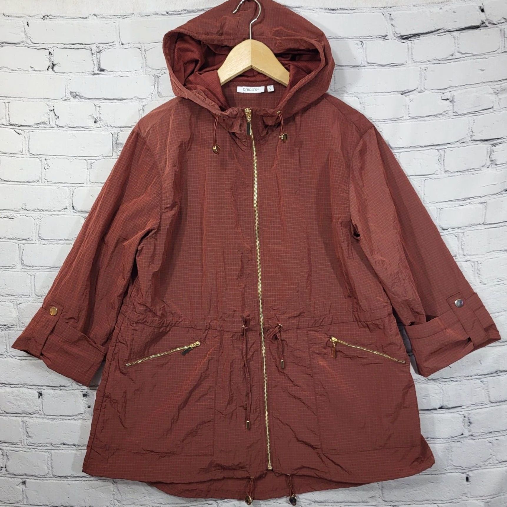Vintage Rust Red Nylon Ripstop Windbreaker Jacket For Women In Size 1 Equivalent To Us 8 Lightweight Design in White