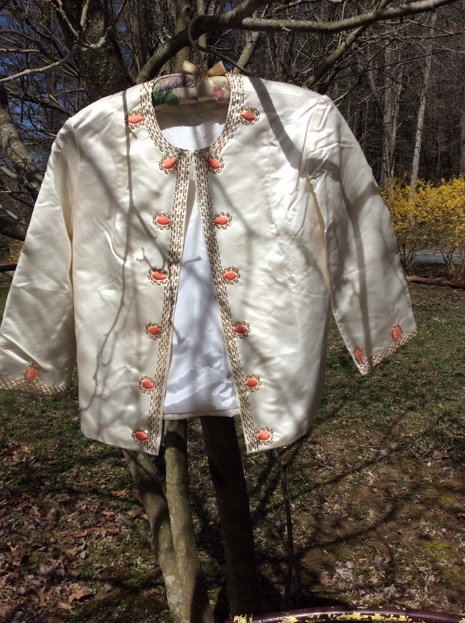 Vintage Silk Beaded & Embroidered Cropped Jacket Alsim Original Vintage Hong Kong Fitted Blazer