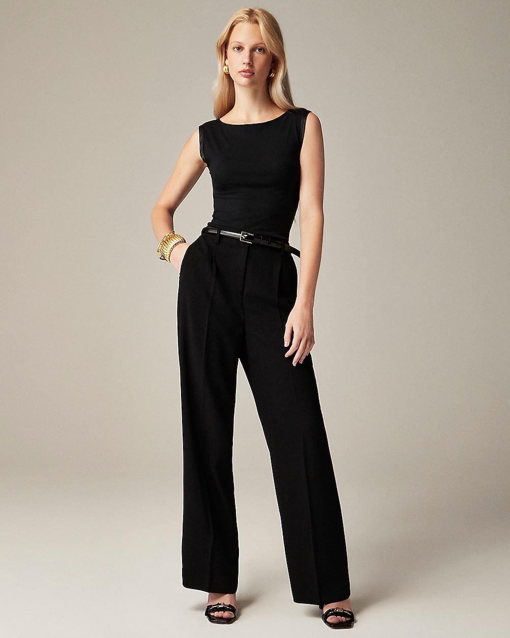 Wide-leg essential pant in city crepe