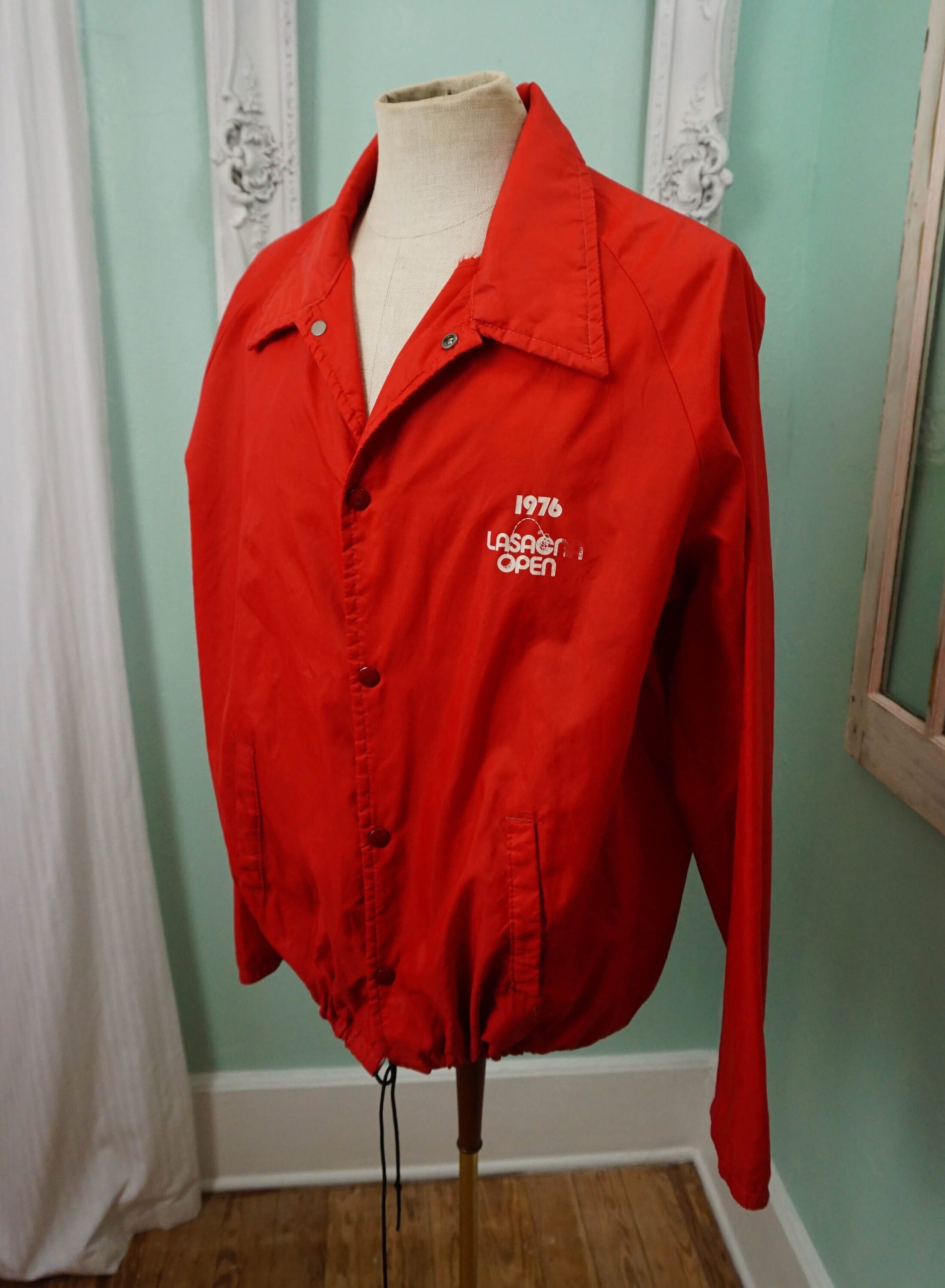 Windbreaker From 1976 Lasagna Open Tennis Or Golf Tournament/Bright Red Jacket Vintage Pasta Advertising Promotional Clothing