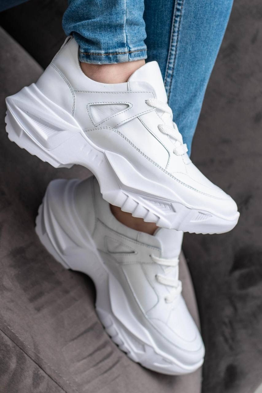 Woman Genuin Leather Chunky Sole Sneakers With Decorative Seems, White Lug