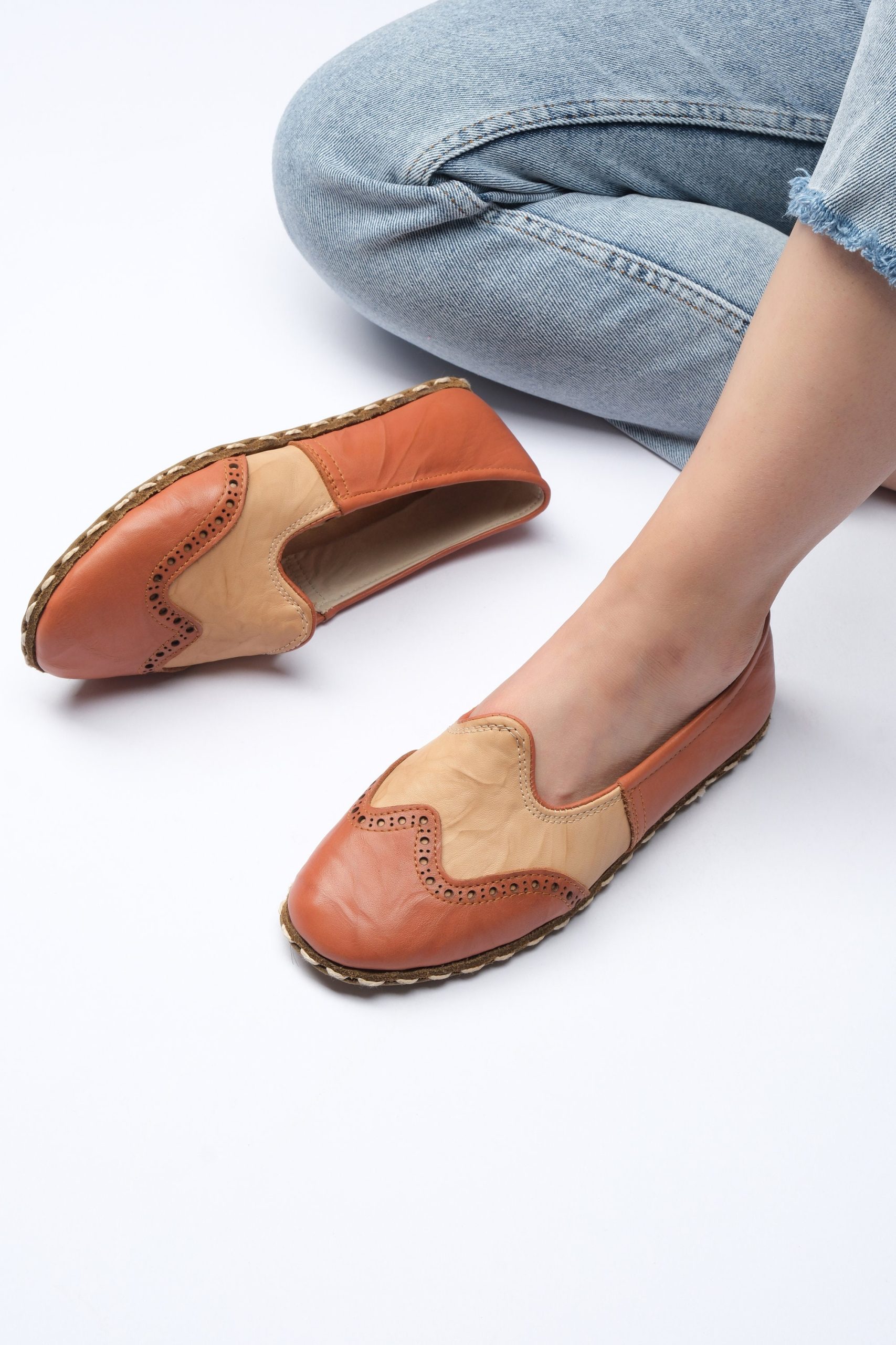 Women Turkish Shoes, Barefoot Leather Handmade Classic Yemeni Colorful, Slip-On Organic Dye Loafers Natural