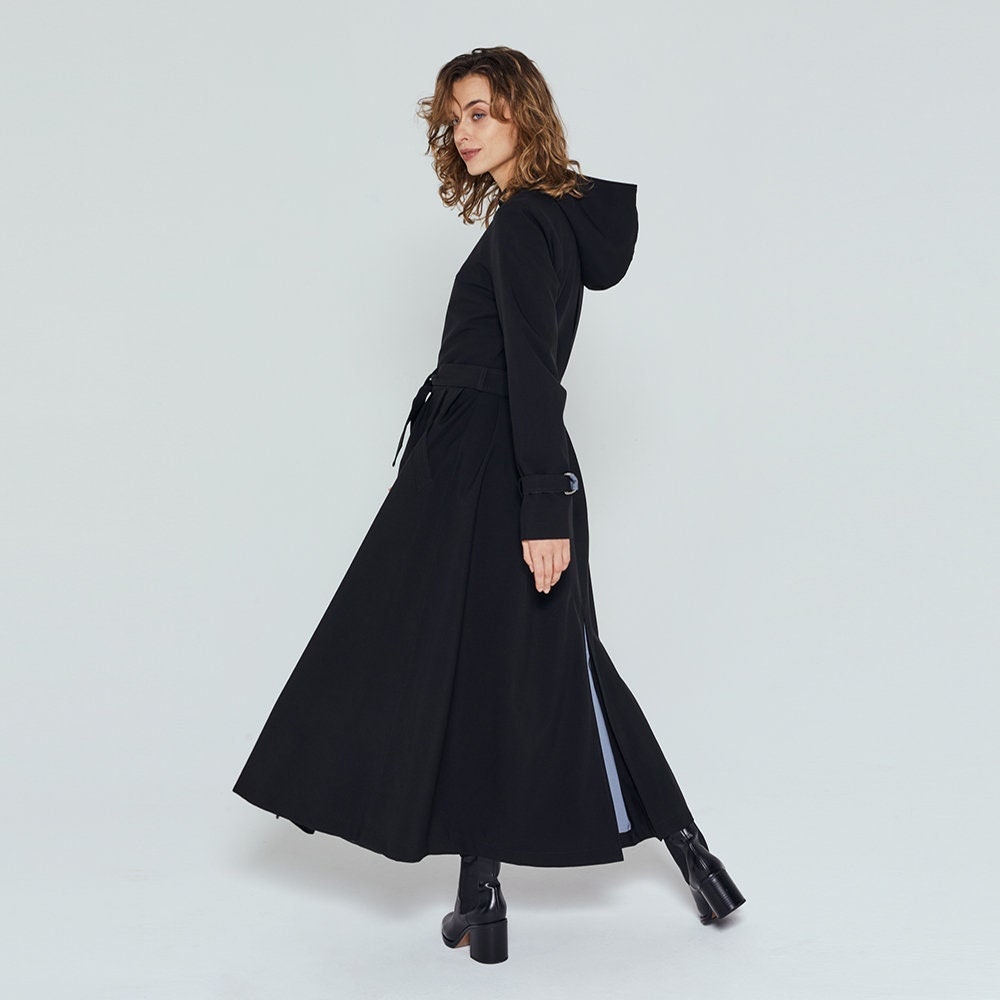 Women's Black Iconic Raincoat - Recycled Material