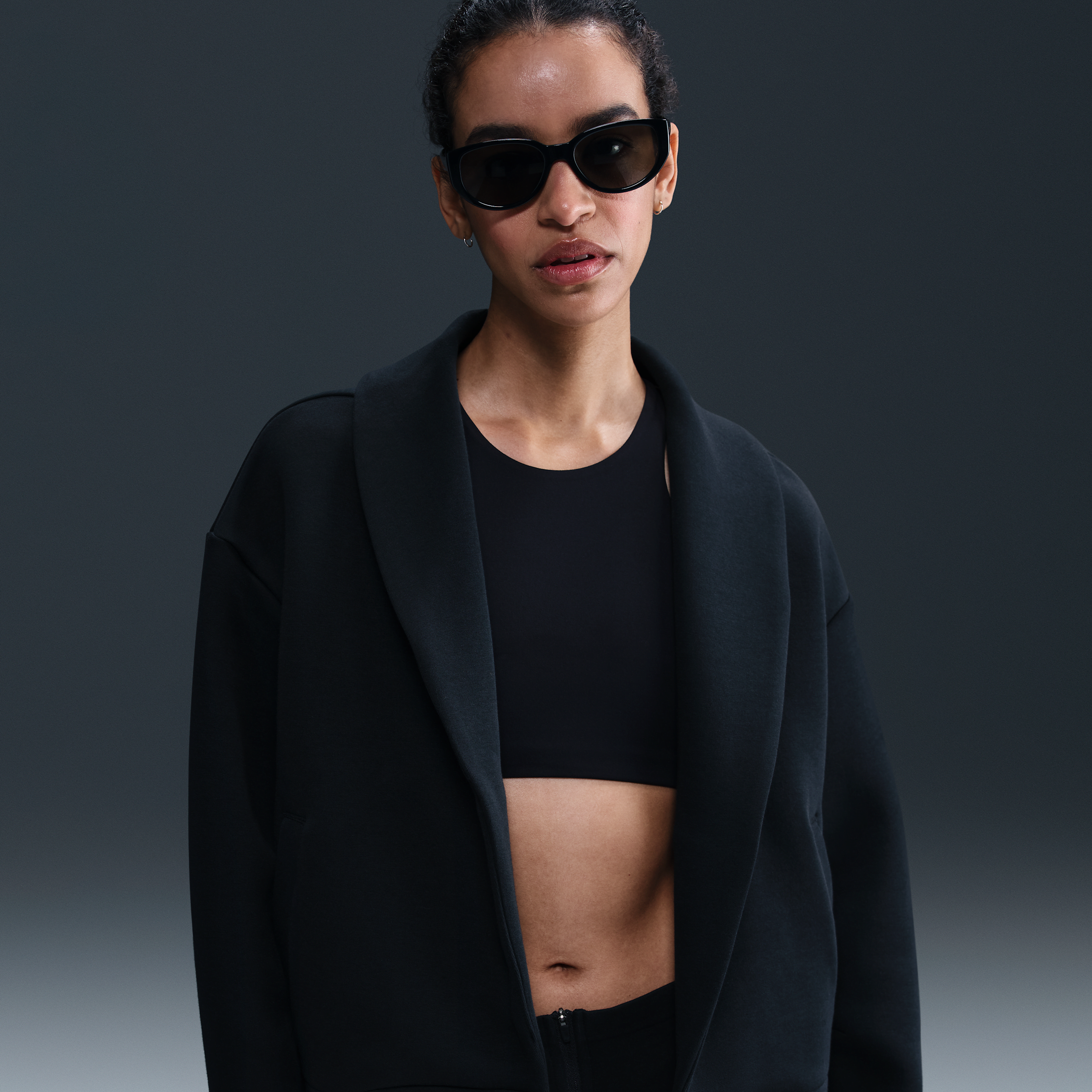 Women's Nike Sportswear Tech Fleece Oversized Blazer in Black | HJ0969-010