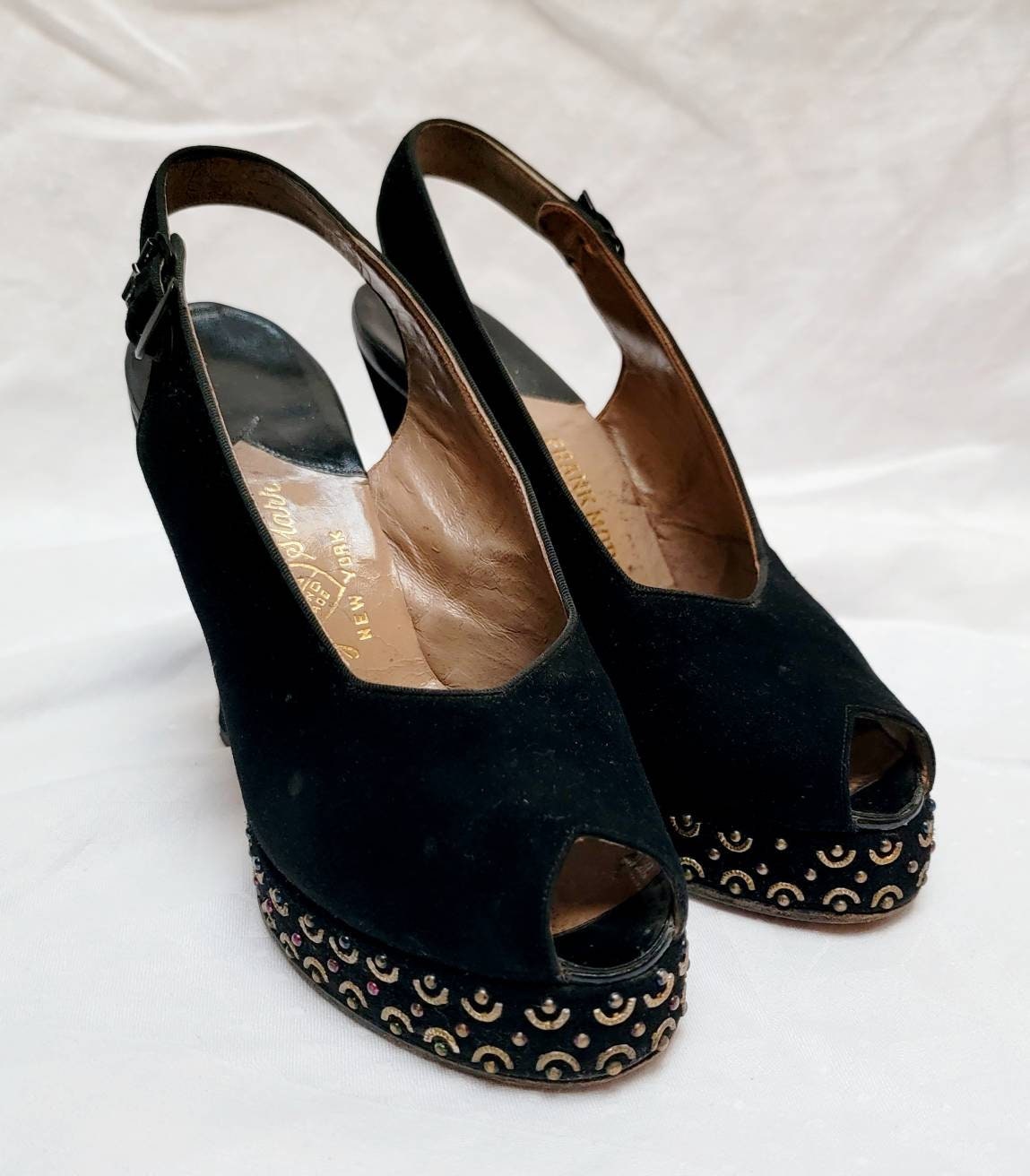 Womens ~ Vintage Suede Pair Of Platform Heels Peeptoe Shoes Ornate Amazing Condition L@@k