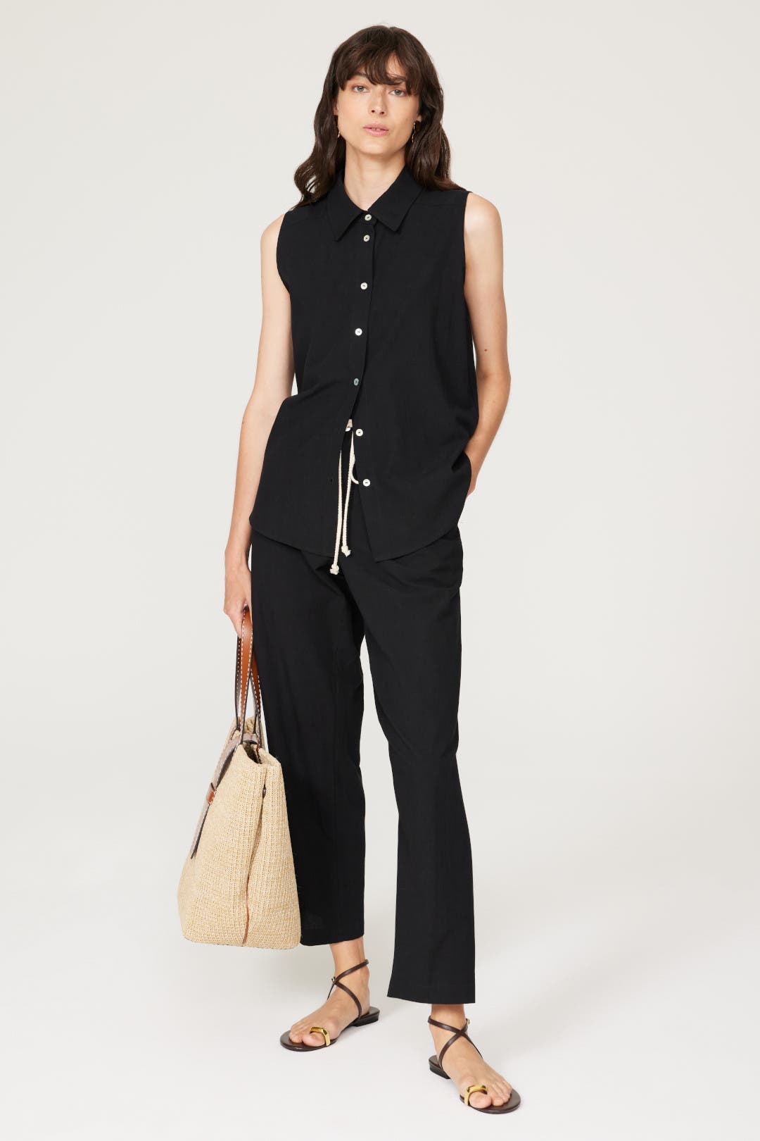 Donni. Sleeveless Shirt Black