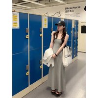Solid Color Spaghetti Strap Maxi Dress with Built-in Non-Removable Bra Pad Dopamine Color Slim Fit Sleeveless Summer Dress