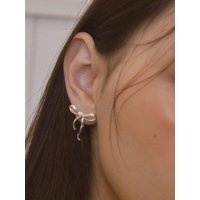 Ribbon tie earring