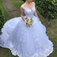 Women's Wedding Dress White Retro Lace Wedding Dress V-neck Backless Sexy Main Wedding Dress Large Size